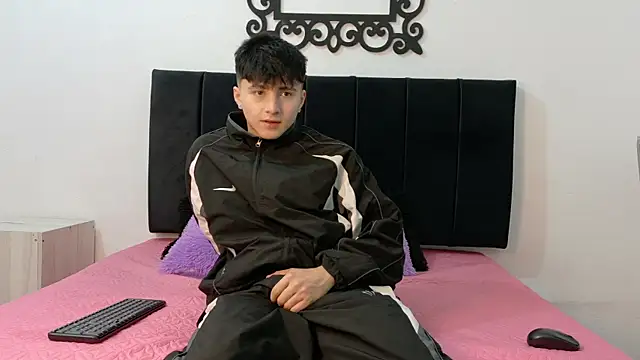 LunayDream online show from 07-23-26, 11:30