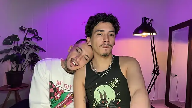 Noah and Steven online show from 07-08-26, 03:49
