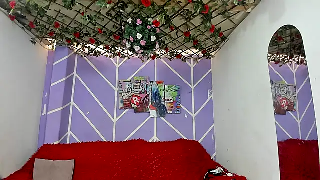DAHNE HOT  online show from 07-30-26, 07:24