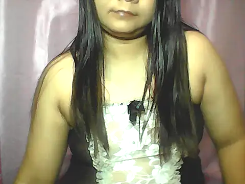 Snapshot of eljhenx chatting on 06-05-26, 06:35 eljhenx online show from 06-05-26, 06:35
