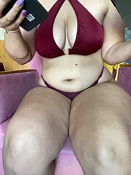MissLexxxie online show from 07-13-26, 05:05