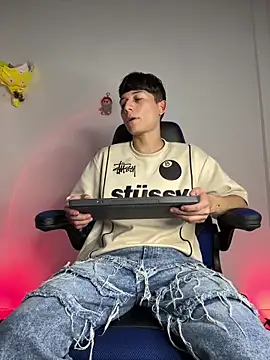 bryan hot 23 online show from 04-23-26, 10:45