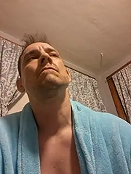 Snapshot of JGWntwrth86 chatting on 07-16-26, 03:45 JGWntwrth86 online show from 07-16-26, 03:45