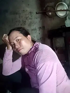 Snapshot of phuongtrinh1 chatting on 06-10-26, 07:51 phuongtrinh1 online show from 06-10-26, 07:51