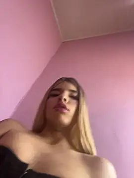 Valery2 salazar online show from 05-29-26, 06:44