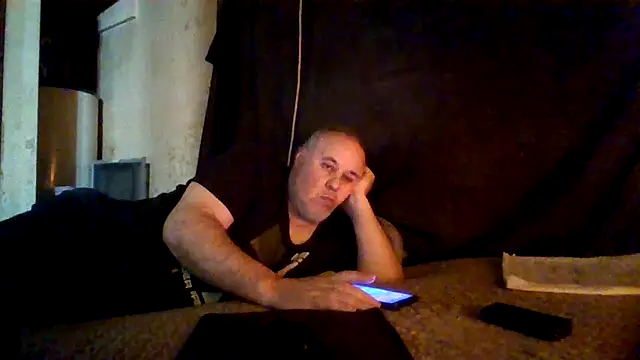 Snapshot of Nightshade1195 chatting on 05-18-26, 08:25 Nightshade1195 online show from 05-18-26, 08:25