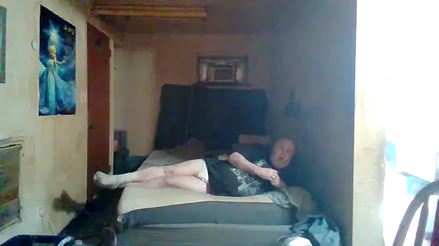 Snapshot of Nightshade1195 chatting on 06-10-26, 09:03 Nightshade1195 online show from 06-10-26, 09:03