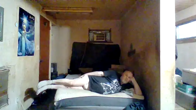 Snapshot of Nightshade1195 chatting on 06-12-26, 11:57 Nightshade1195 online show from 06-12-26, 11:57