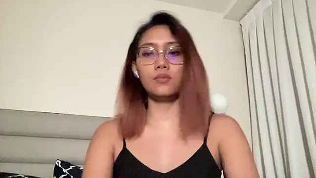 Snapshot of VexaNyx chatting on 07-05-26, 12:34 VexaNyx online show from 07-05-26, 12:34