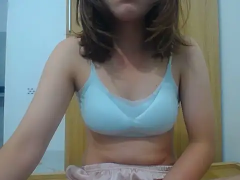 Snapshot of Mimi_200 chatting on 06-07-26, 06:44 Mimi 200 online show from 06-07-26, 06:44