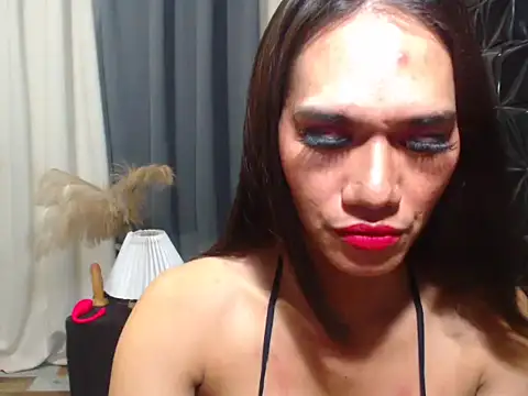Queen Haliyah online show from 05-22-26, 10:32