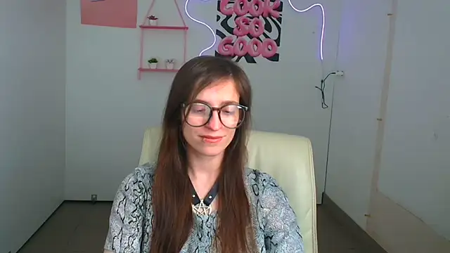 Luna Tantra online show from 06-19-26, 10:35