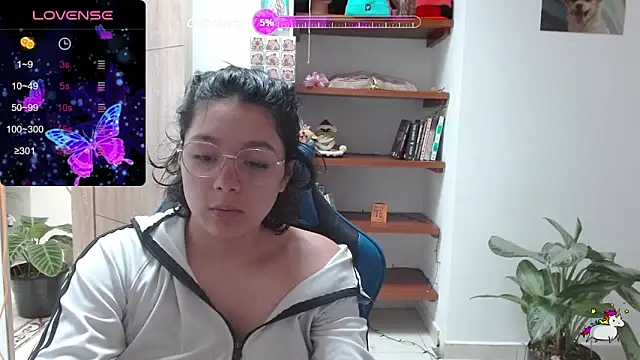 trixietangg online show from 04-20-26, 04:54