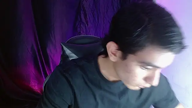 Snapshot of dante_18cm_ chatting on 05-11-26, 12:38 dante 18cm online show from 05-11-26, 12:38