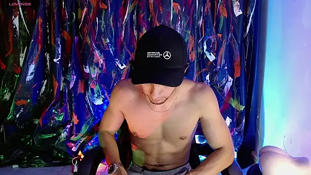 Snapshot of dante_18cm_ chatting on 05-28-26, 12:52 dante 18cm online show from 05-28-26, 12:52