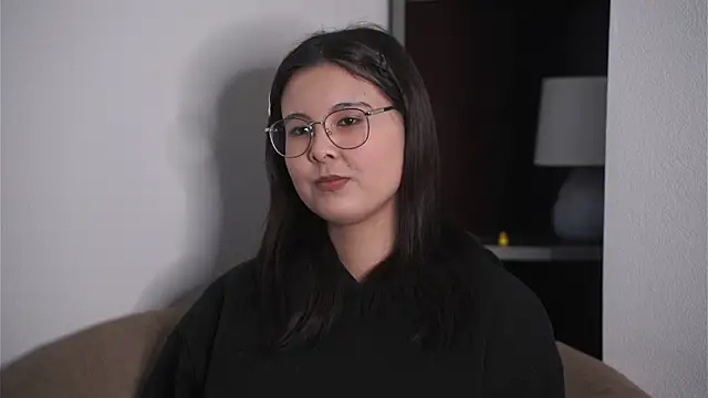 FlorentinaPinson online show from 04-22-26, 02:18