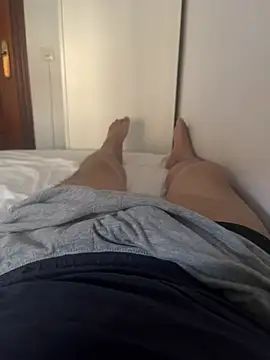andresgh10 online show from 06-22-26, 02:47