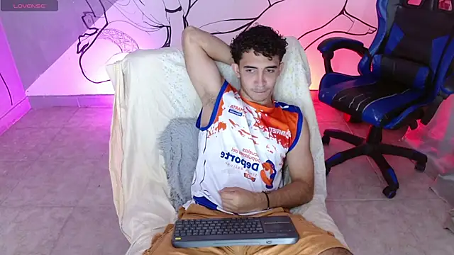 caius bigcock1 online show from 05-24-26, 02:00