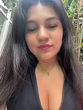 emily gv1 online show from 06-18-26, 04:00