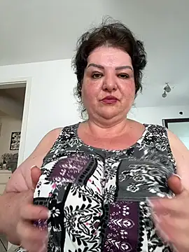 curvymilfmicha online show from 06-27-26, 03:50