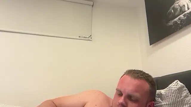 hallihallo12343 online show from 04-20-26, 10:11