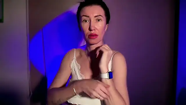 Goddess Tati online show from 05-25-26, 08:59