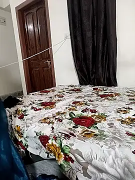 Snapshot of Oyo_Couple chatting on 06-15-26, 03:31 Oyo Couple online show from 06-15-26, 03:31