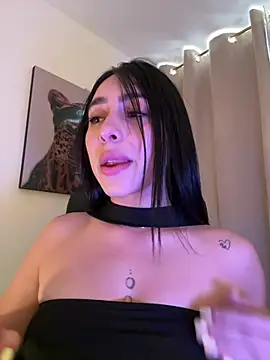 IsabellaNoir  online show from 07-10-26, 05:15