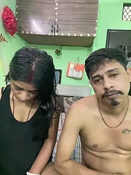 Snapshot of hot-couple-0 chatting on 07-24-26, 08:34 hot-couple-0 online show from 07-24-26, 08:34