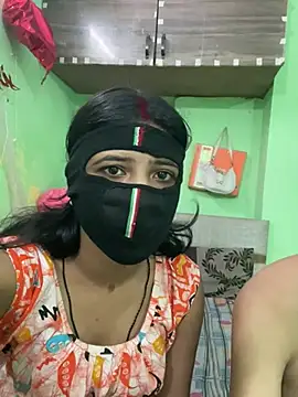 Snapshot of hot-couple-0 chatting on 07-26-26, 08:43 hot-couple-0 online show from 07-26-26, 08:43