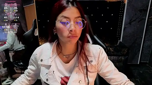 Snapshot of laurab91 chatting on 05-16-26, 03:58 laurab91 online show from 05-16-26, 03:58