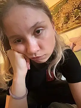 StaceyCross  online show from 04-22-26, 03:35