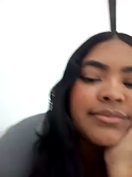 Snapshot of riley_dolly chatting on 05-10-26, 08:25 riley dolly online show from 05-10-26, 08:25