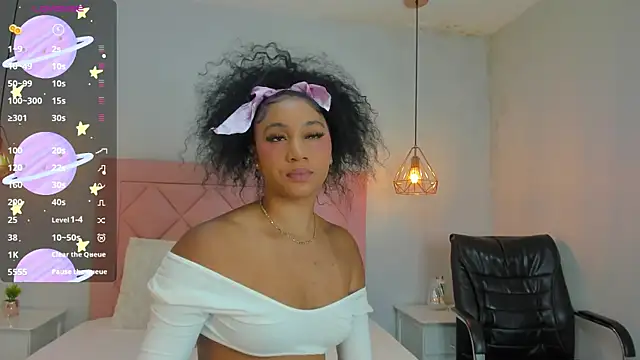 Snapshot of ashley__walker chatting on 07-22-26, 03:53 ashley walker online show from 07-22-26, 03:53