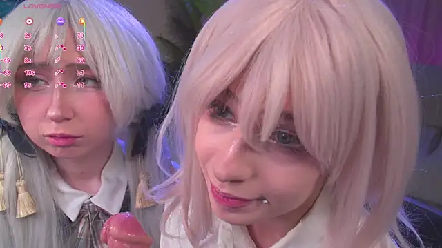 Snapshot of CosplayDream chatting on 05-12-26, 07:05 CosplayDream online show from 05-12-26, 07:05