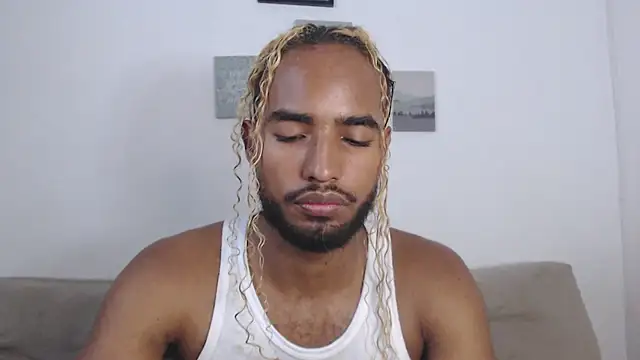 Snapshot of salvatore_amator chatting on 07-26-26, 10:38 salvatore amator online show from 07-26-26, 10:38