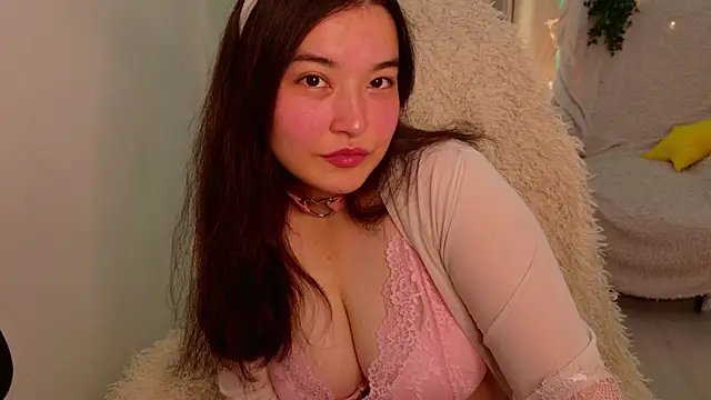 MomoRins online show from 07-26-26, 10:16