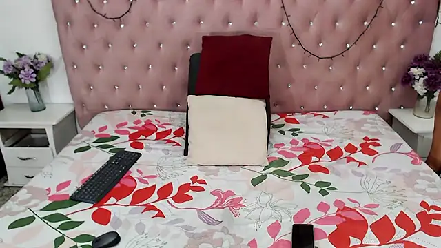 AvrilBennettx online show from 06-24-26, 01:43