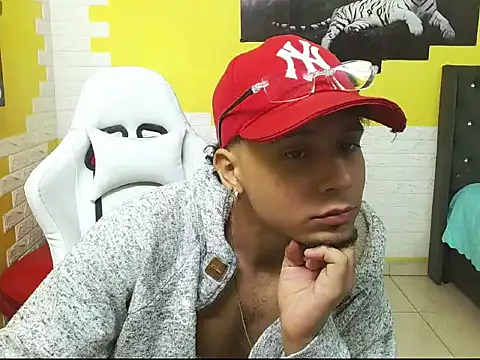 Snapshot of jbarto_ chatting on 06-05-26, 04:41 jbarto online show from 06-05-26, 04:41