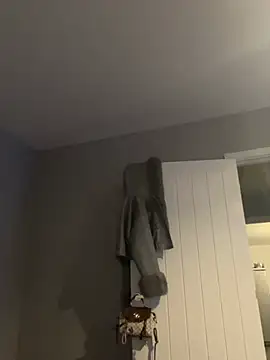 Poppylooloo online show from 07-01-26, 07:02