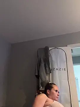 Poppylooloo online show from 07-26-26, 01:07