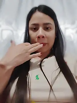 Nicol Alvarez1 online show from 07-12-26, 06:59