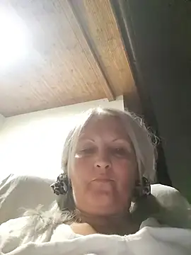 Snapshot of Divineblond chatting on 06-23-26, 10:52 Divineblond online show from 06-23-26, 10:52
