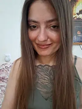 Snapshot of Alba2331 chatting on 05-24-26, 10:20 Alba2331 online show from 05-24-26, 10:20