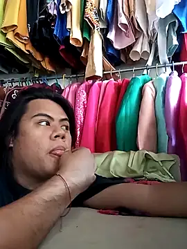 UrLovingOphelia online show from 04-23-26, 05:08