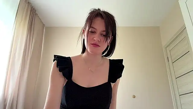 YourChristine online show from 05-03-26, 08:09