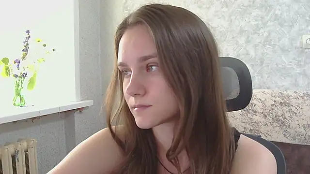 Snapshot of DolcezzaCream chatting on 07-15-26, 01:38 DolcezzaCream online show from 07-15-26, 01:38
