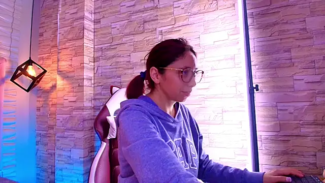 stephaniesun  online show from 07-28-26, 07:39