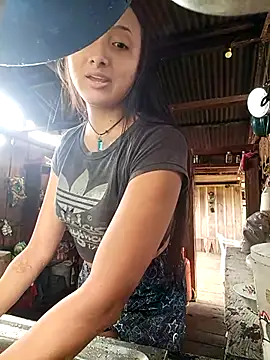Snapshot of Soffia-zapata chatting on 05-13-26, 03:31 Soffia-zapata online show from 05-13-26, 03:31