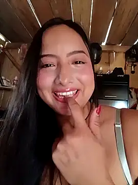 Snapshot of Soffia-zapata chatting on 05-14-26, 04:58 Soffia-zapata online show from 05-14-26, 04:58